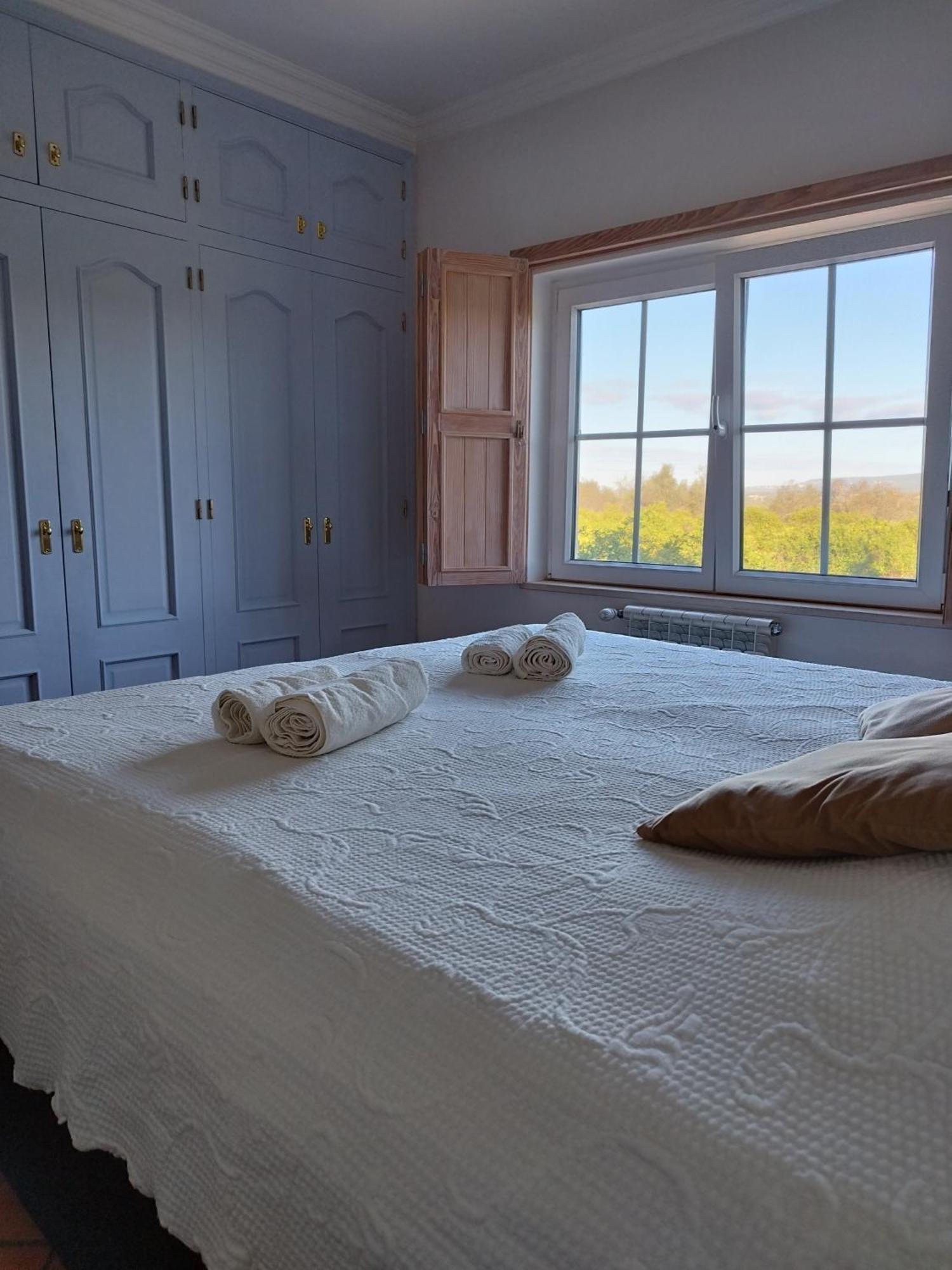 B&B Entrecolinas Paderne  Eksteriør billede